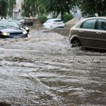 How To Survive A Flash Flood In Your Car